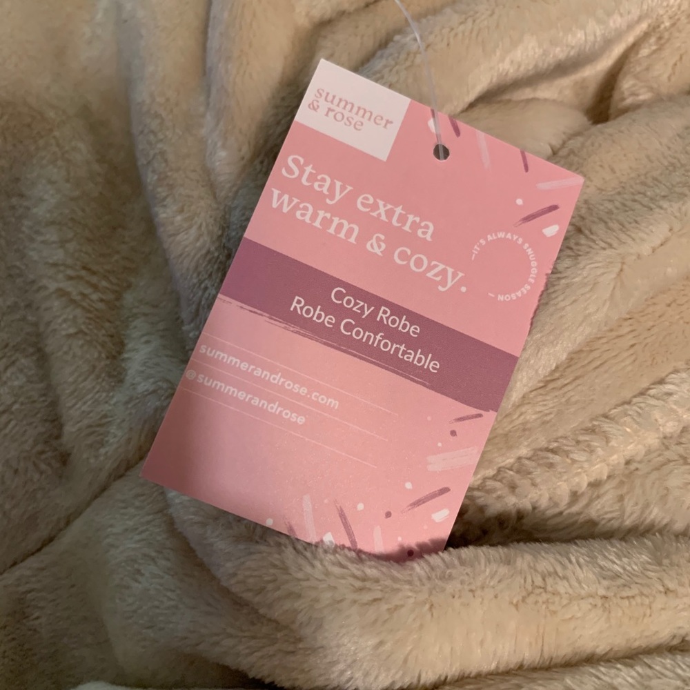 NWT Summer & Rose Cozy Robe - Picture 5 of 5